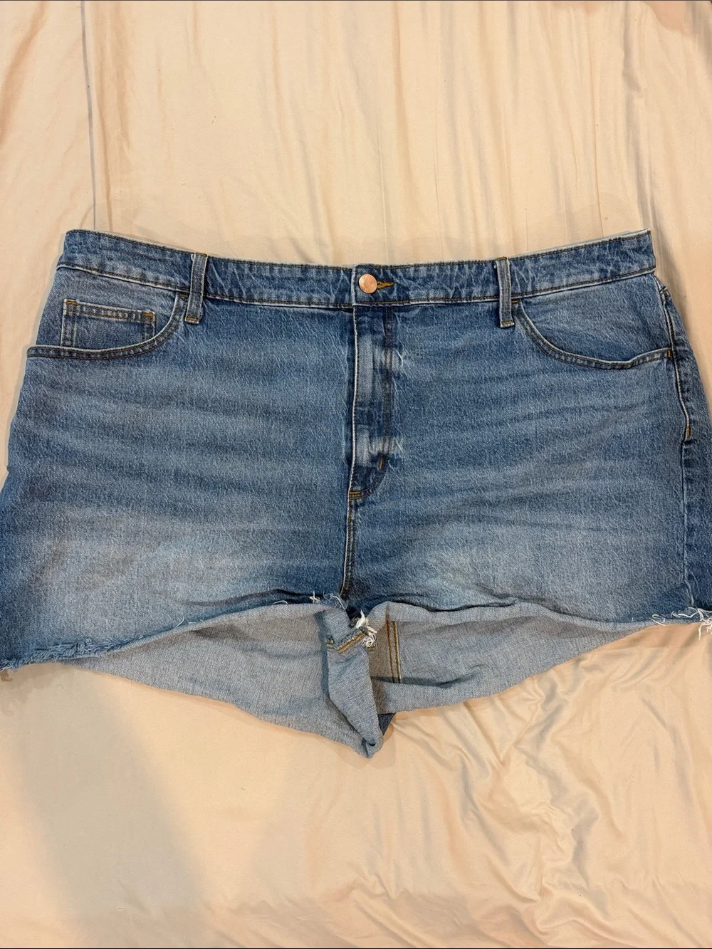 Universal Thread Women's Blue Denim Cutoff Shorts